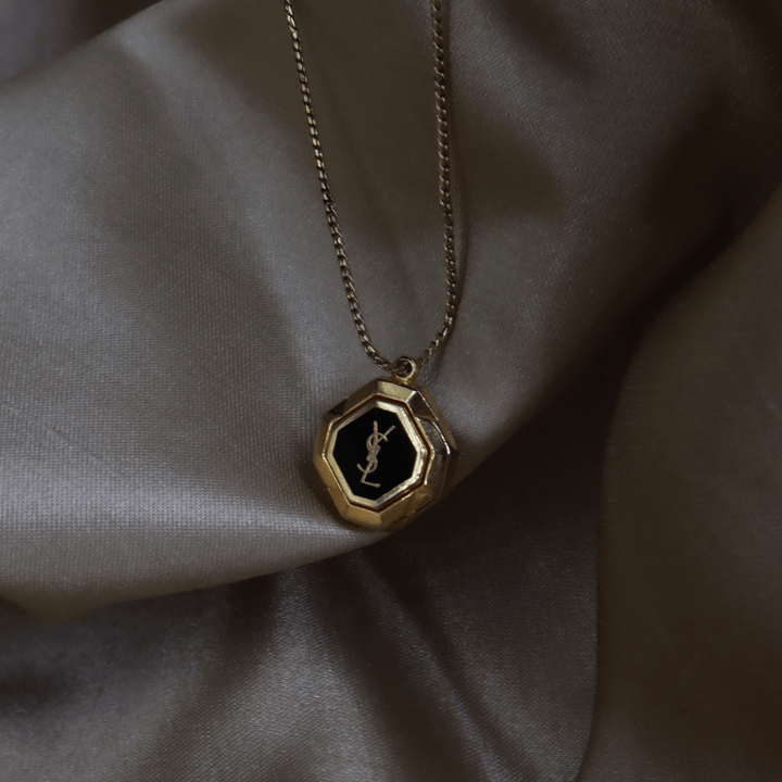 YSL Logo 吊墜項鏈 | SAINT LAURENT PARIS - Vintasy