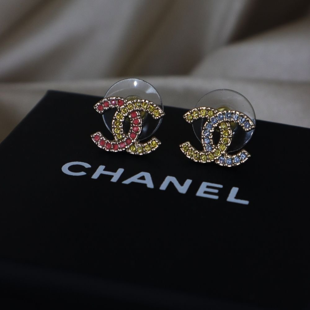 CHANEL 雙色閃石耳環|近年熱賣款 - Vintasy