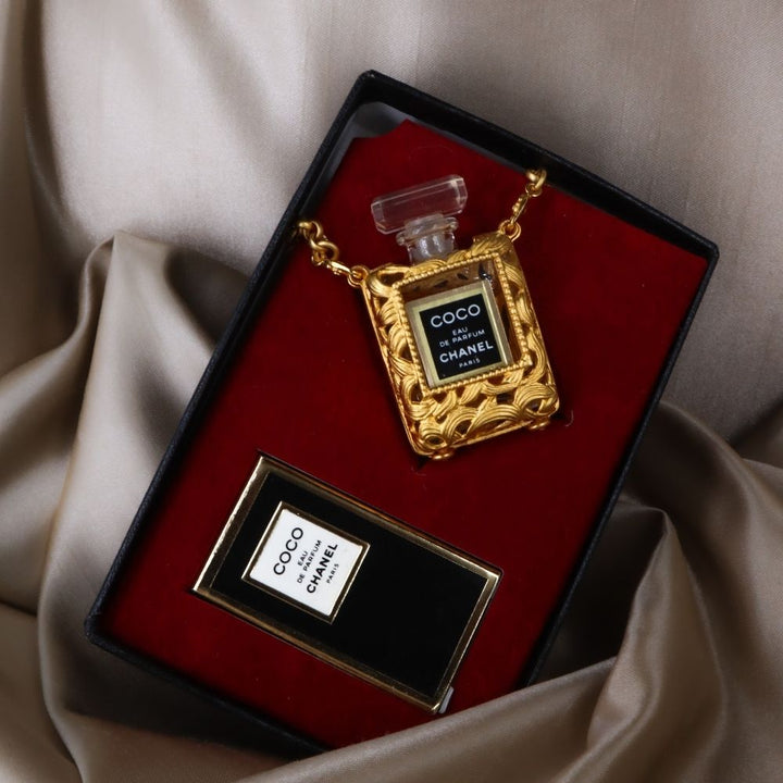 CHANEL 香水瓶項鏈 | 稀品金色珍品 - Vintasy