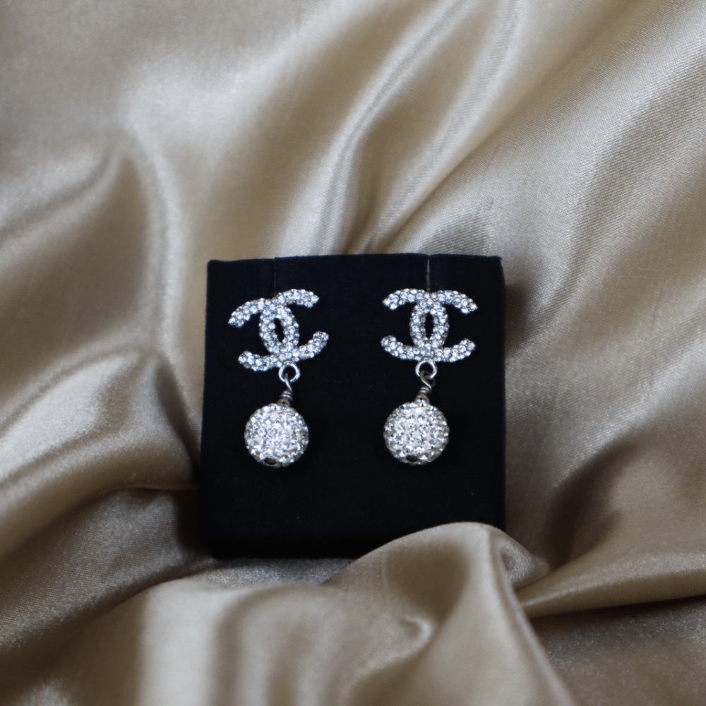 CHANEL 閃石吊墜耳環 | 罕見未使用品 - Vintasy項鏈