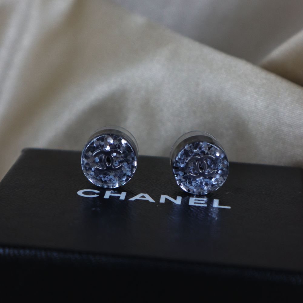 CHANEL 藍碎石耳針| 稀珍品 - Vintasy