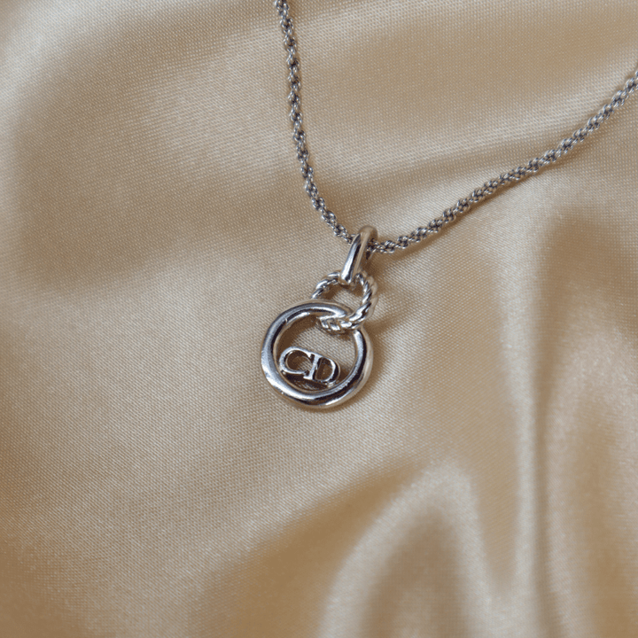CHRISTIAN DIOR CD麻花吊墜項鏈 | 2000年代款式 - Vintasy項鏈
