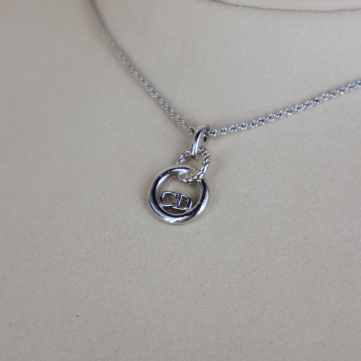 CHRISTIAN DIOR CD麻花吊墜項鏈 | 2000年代款式 - Vintasy項鏈