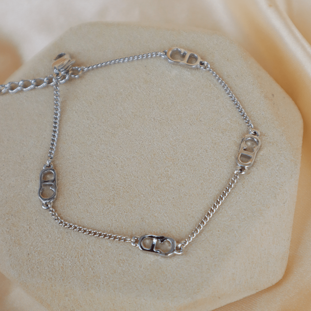 CHRISTIAN DIOR 小CD手鏈|日常簡約爆款 - Vintasy項鏈