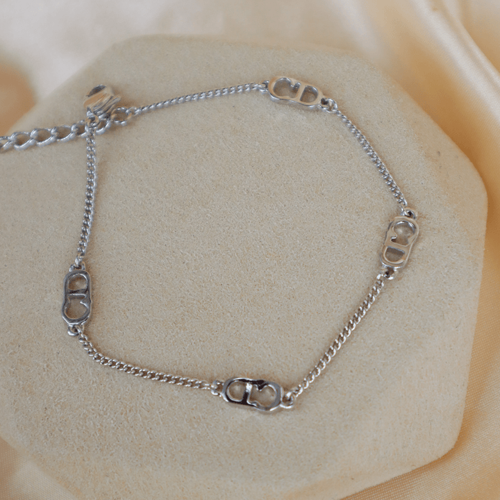 CHRISTIAN DIOR 小CD手鏈|日常簡約爆款 - Vintasy項鏈