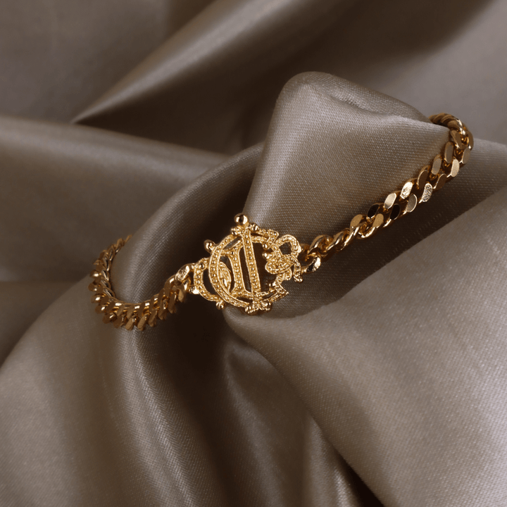 CHRISTIAN DIOR 絕版馬車型格手鏈 - Vintasy