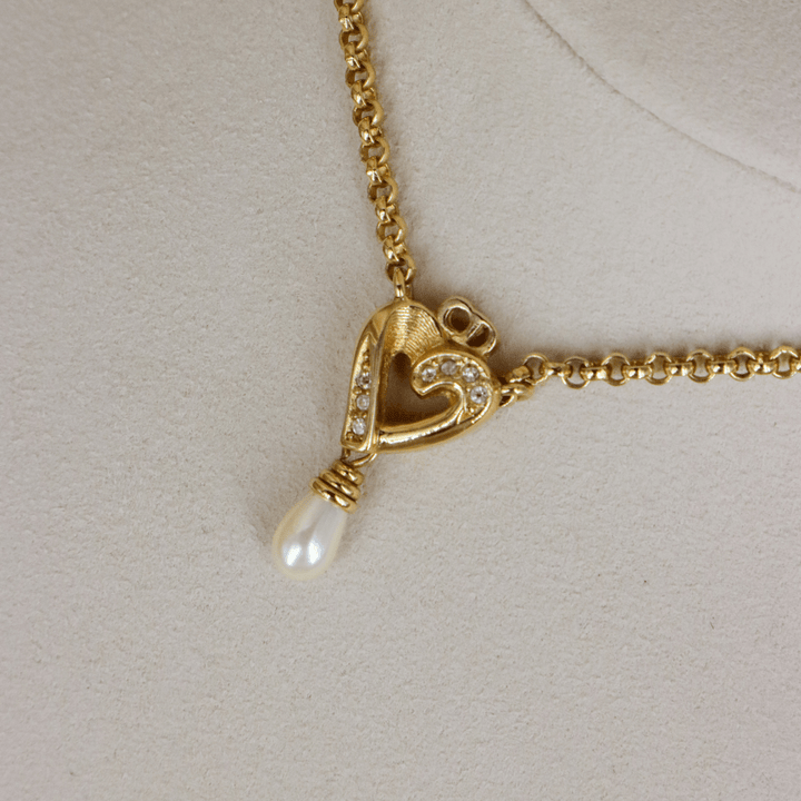 CHRISTIAN DIOR 心心珍珠吊墜項鏈 - Vintasy