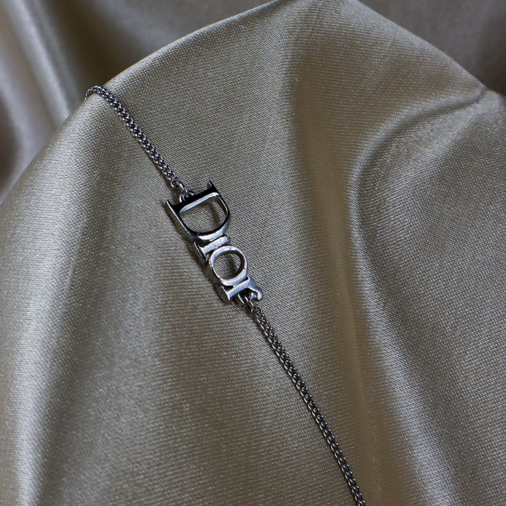 CHRISTIAN DIOR 吊墜手鏈 | 熱賣手鏈第一位!的副本 - Vintasy