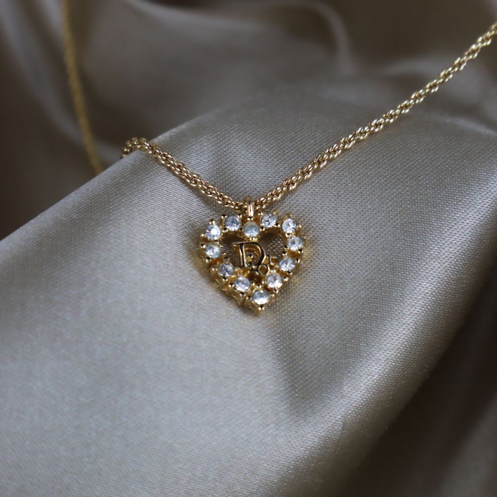CHRISTIAN DIOR 心型閃石項鏈 | 秒殺熱賣款 - Vintasy項鏈