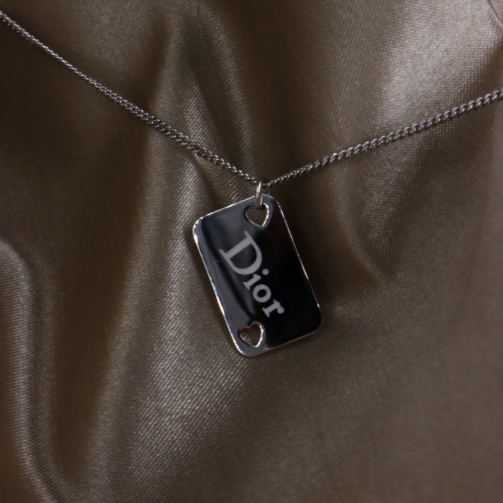 CHRISTIAN DIOR 心心啤牌吊墜項鏈 - Vintasy