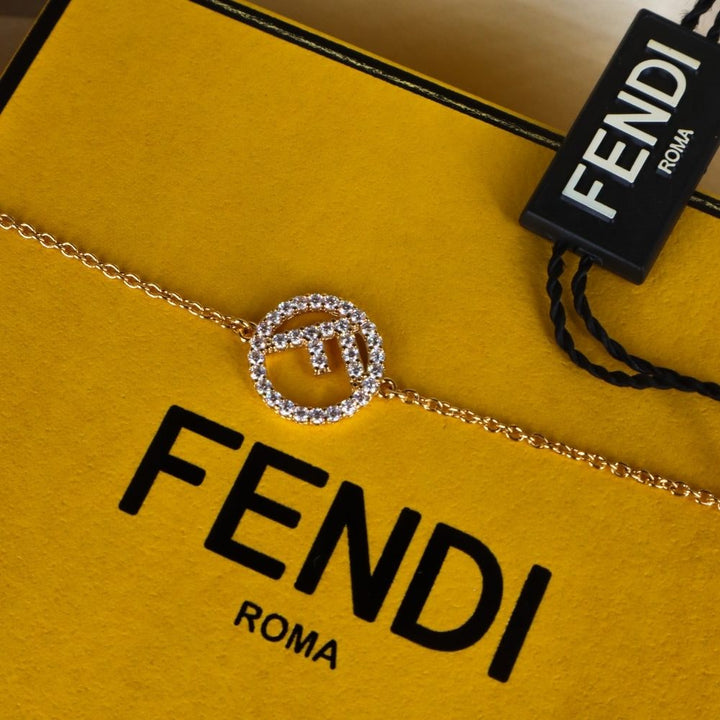 F is Fendi 閃石手鏈 | 經典品牌標誌 - Vintasy