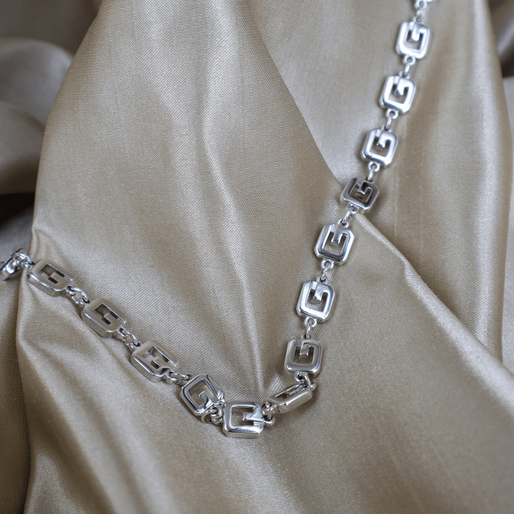 GIVENCHY LOGO銀“G”長項鏈 - Vintasy