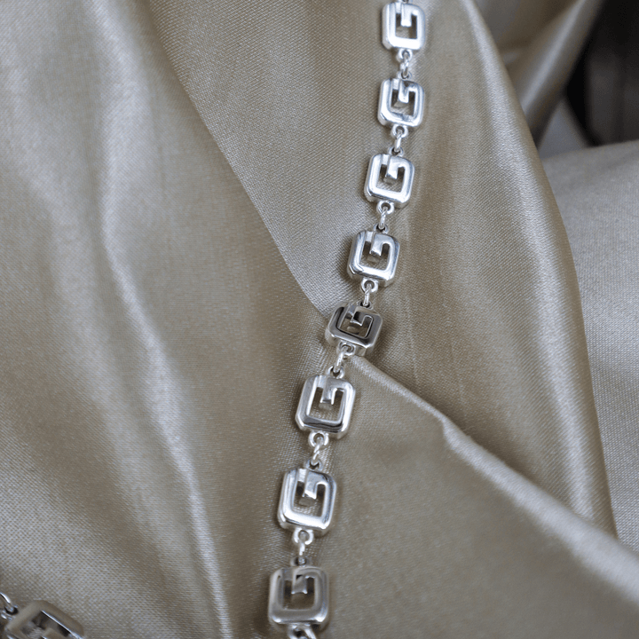 GIVENCHY LOGO銀“G”長項鏈 - Vintasy