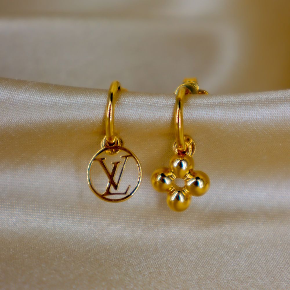 LOUIS VUITTON Blooming 耳環 - Vintasy