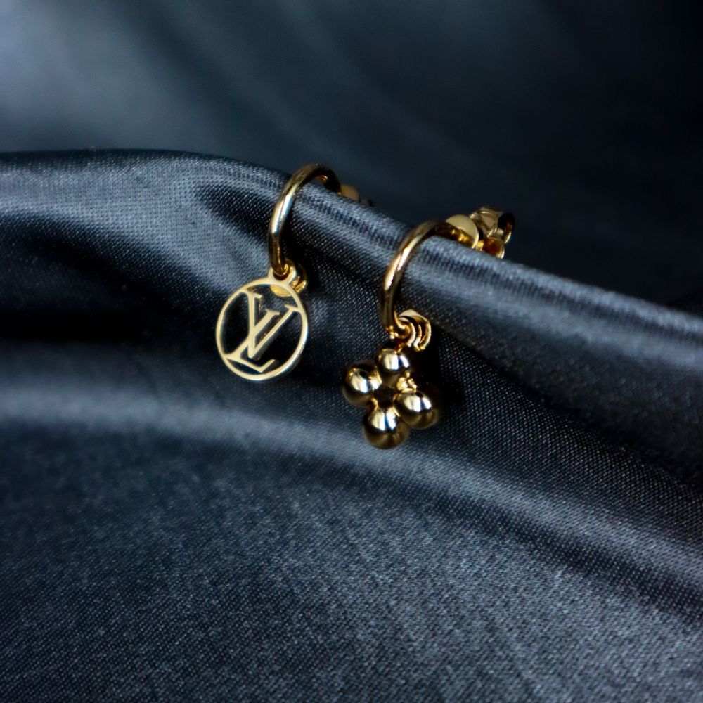 LOUIS VUITTON Blooming 耳環 - Vintasy