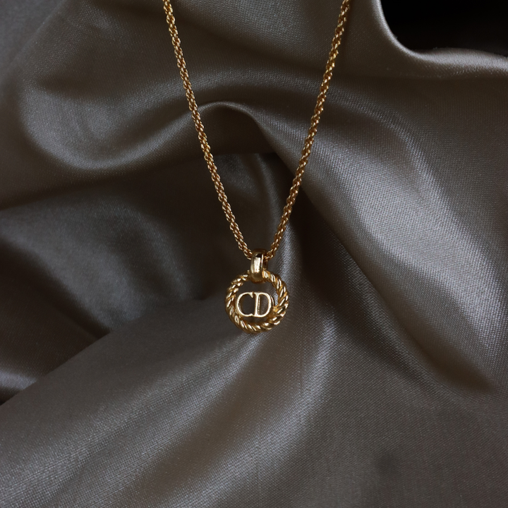 CHRISTIAN DIOR twist classic necklace