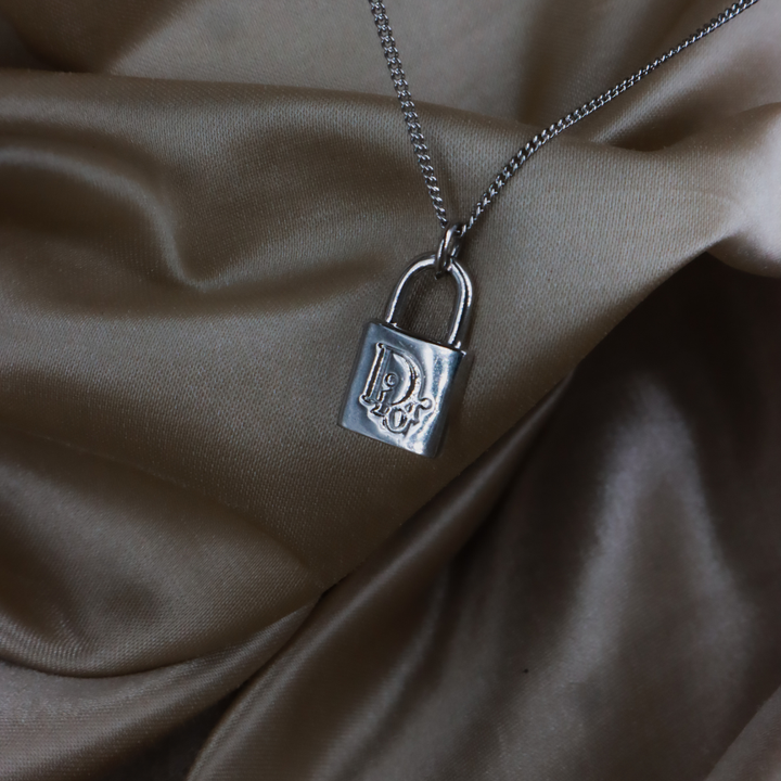 CHRISTIAN DIOR Padlock 鎖匙項鏈 ｜ 2000年經典