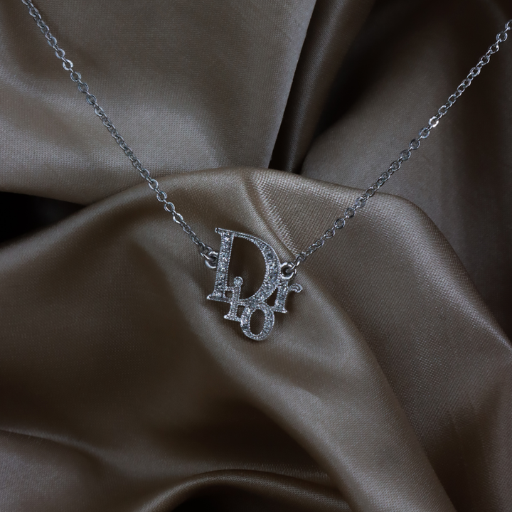 CHRISTIAN DIOR 閃石吊墜項鏈 ｜ 熱賣第一位！