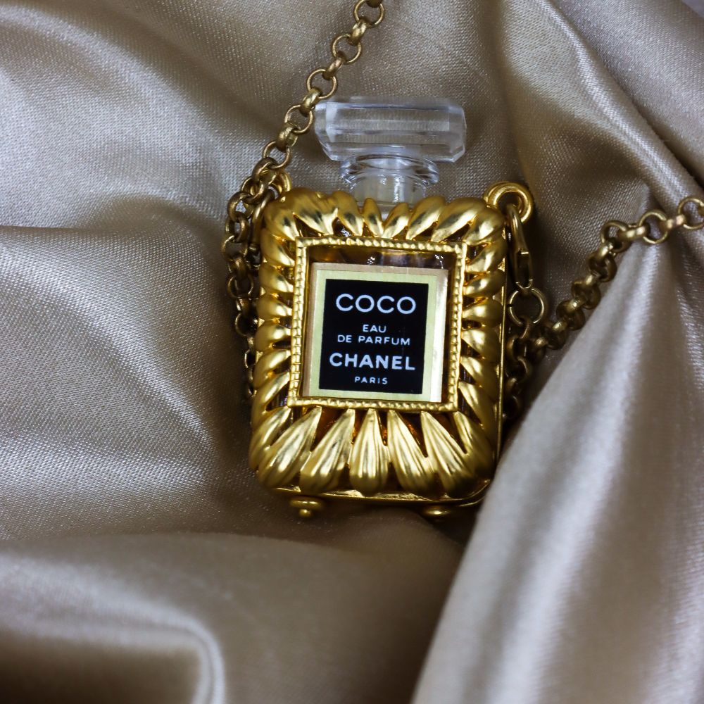 CHANEL perfume bottle necklace | Rare golden treasure