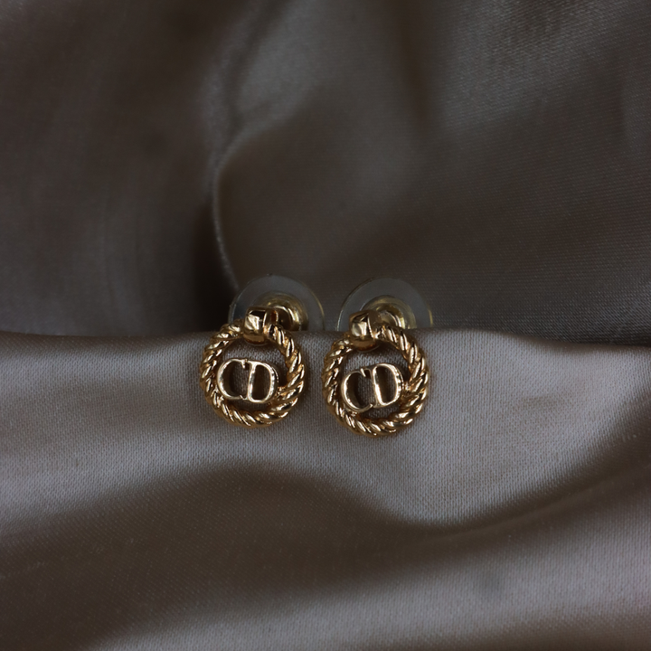 CHRISTIAN DIOR CD 扭紋圓環耳環（金色）｜未使用級美品