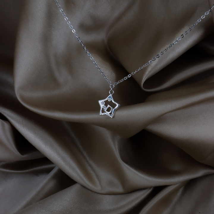 CHRISTIAN DIOR星形 Logo 水晶項鏈 ｜ 2000年經典 ｜未使用級美品
