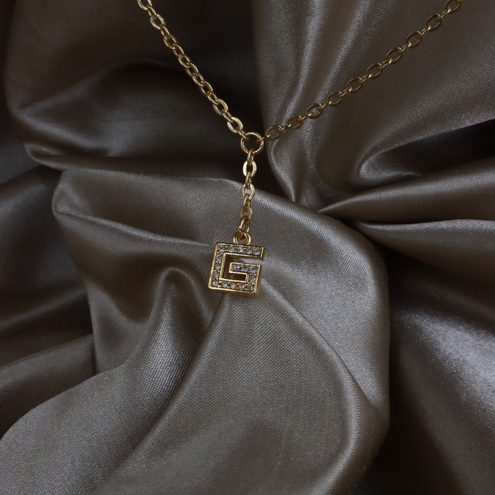 GIVENCHY G Logo 水鑽 Y 字項鏈