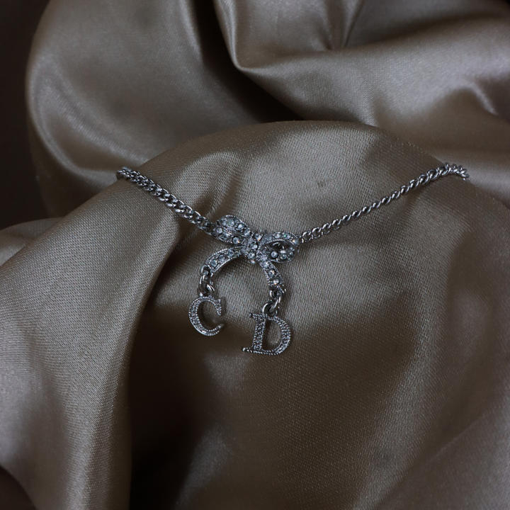 CHRISTIAN DIOR twist classic necklace