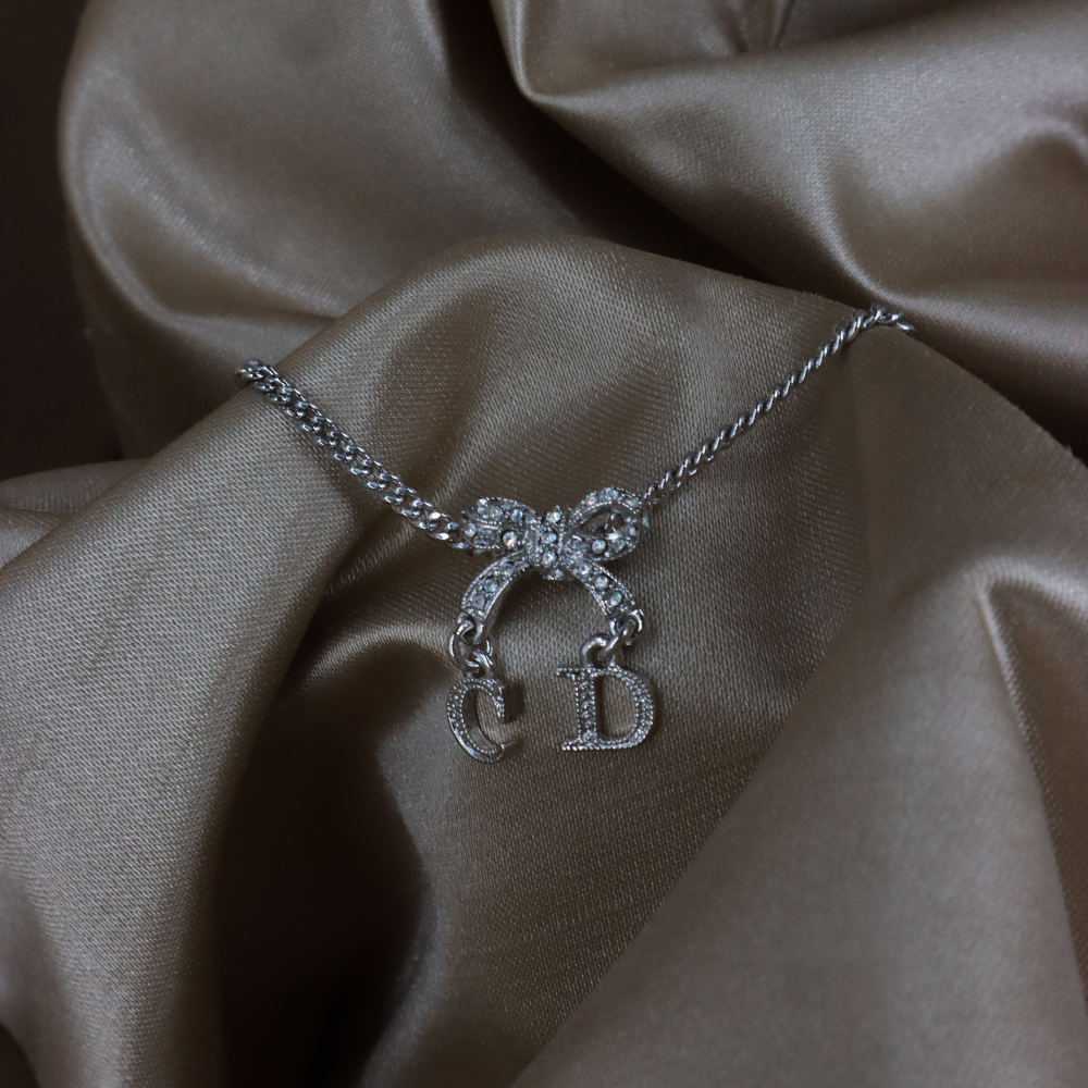 CHRISTIAN DIOR twist classic necklace