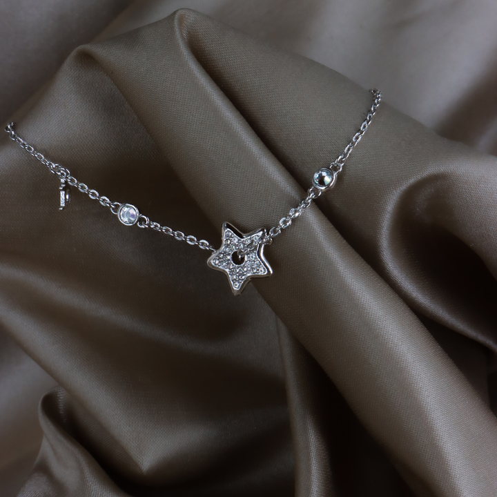 CHRISTIAN DIOR Pendant Necklace (Gold)