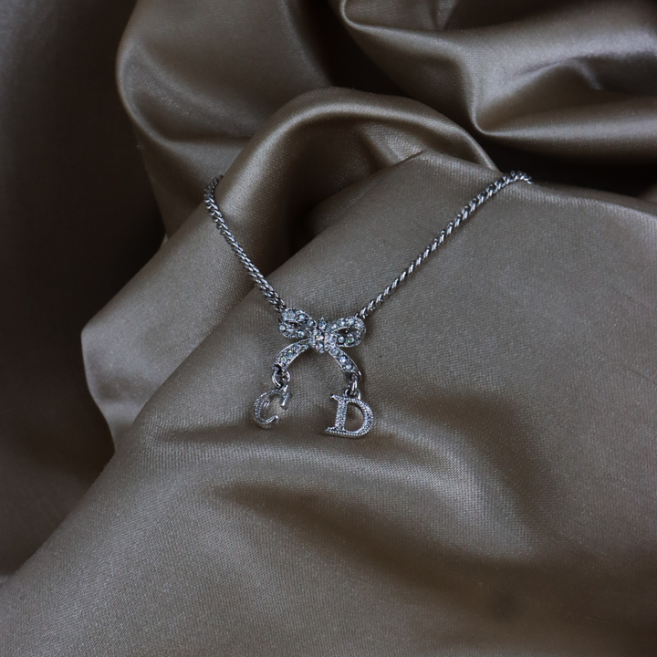CHRISTIAN DIOR twist classic necklace