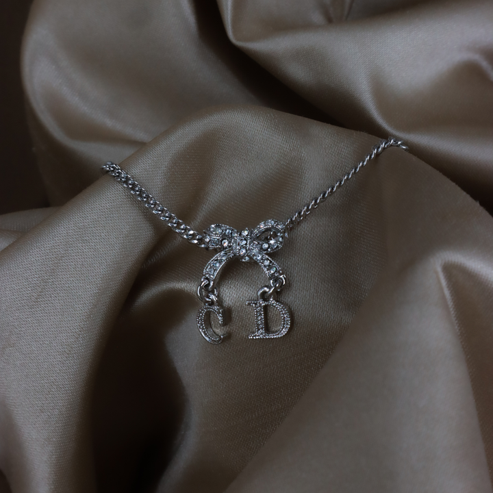 CHRISTIAN DIOR twist classic necklace