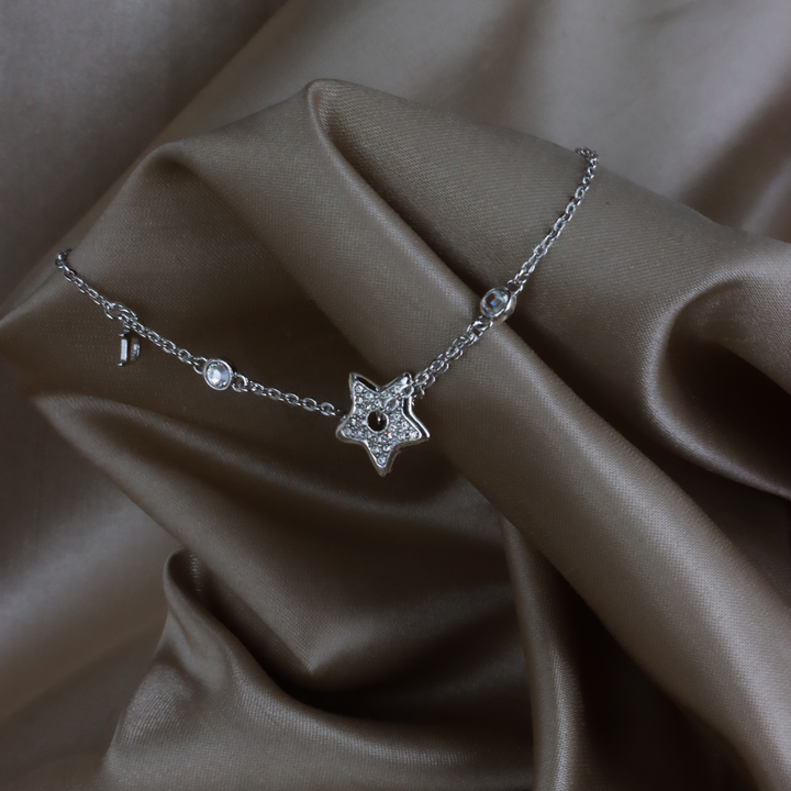 CHRISTIAN DIOR Pendant Necklace (Gold)