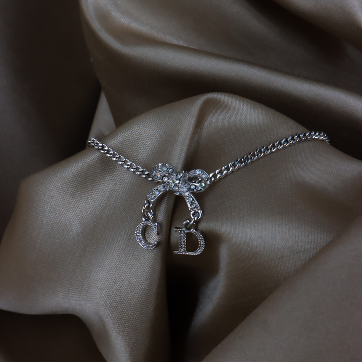 CHRISTIAN DIOR twist classic necklace