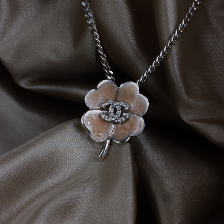 CHANEL 2004 四葉草 CC 項鏈 ｜未使用品！ 附原盒