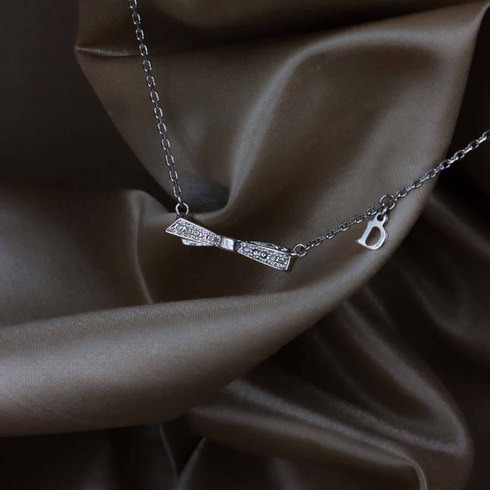 CHRISTIAN DIOR Ribbon Crystal Necklace