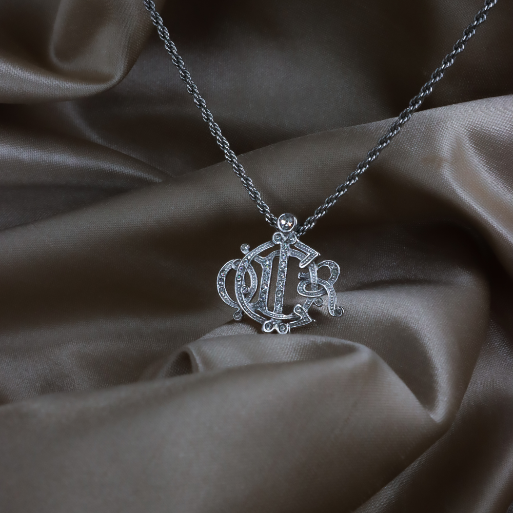 CHRISTIAN DIOR Rhinestone Pendant Necklace｜No.1 Best Seller!