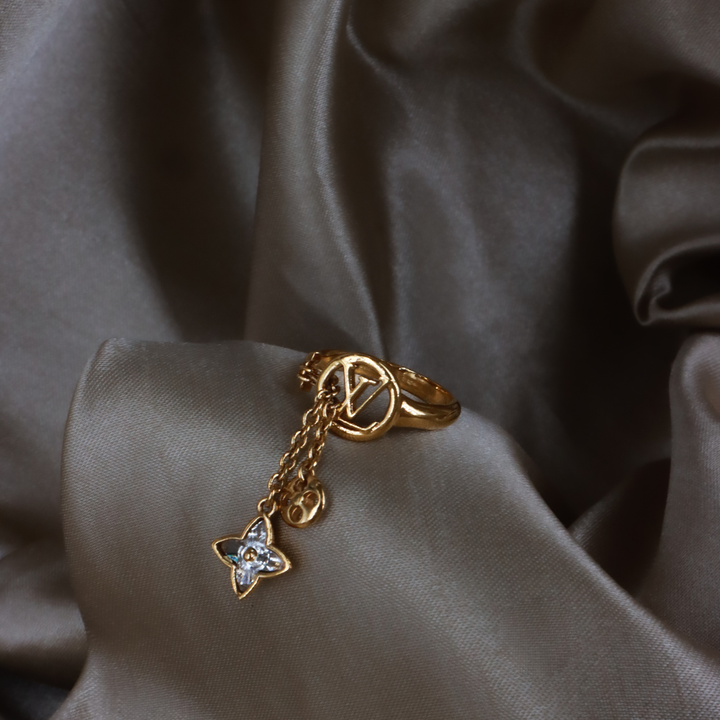 LOUIS VUITTON Monogram Flower 垂墜戒指（金色）｜附原盒