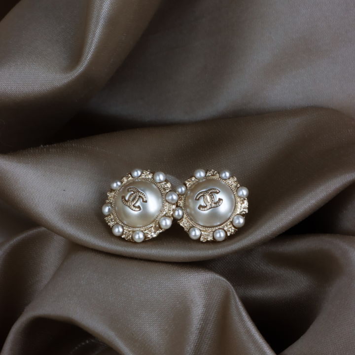 CHANEL 珍珠圓 CC Logo耳環｜2019年 附原盒 未使用