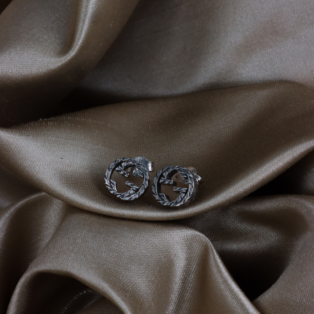 GUCCI Interlocking G銀耳環 | 經典設計