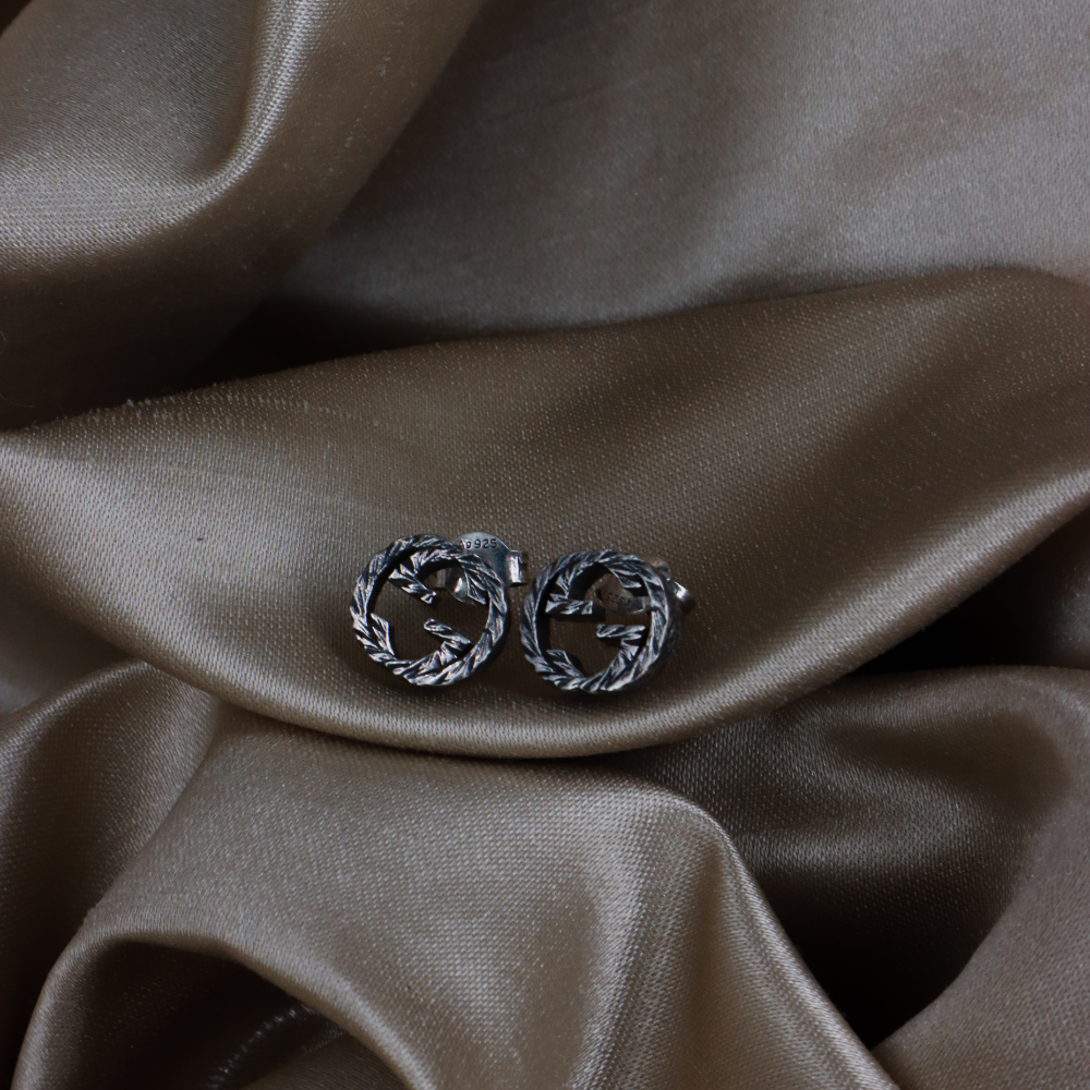 GUCCI Interlocking G銀耳環 | 經典設計