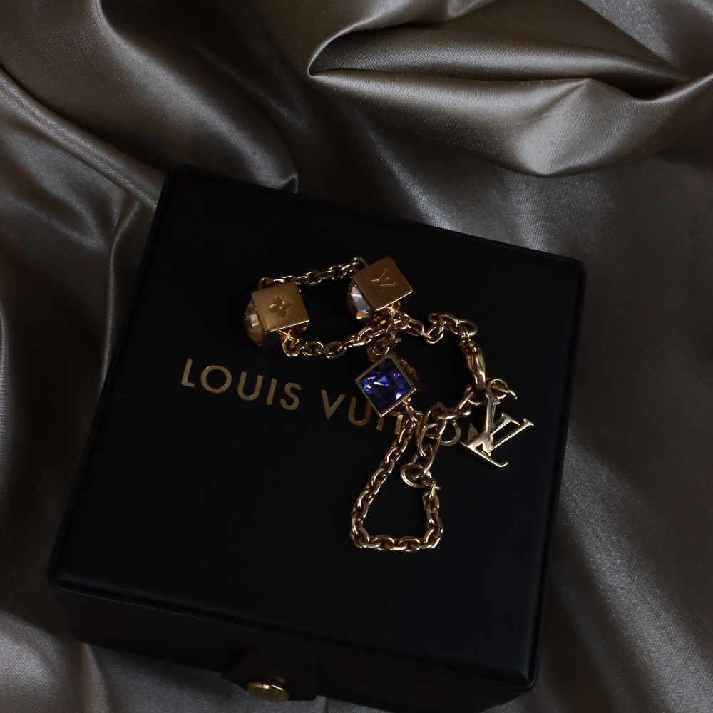 LOUIS VUITTON CUBE方塊吊墜手鏈（LV Cub款）| 附經典原盒