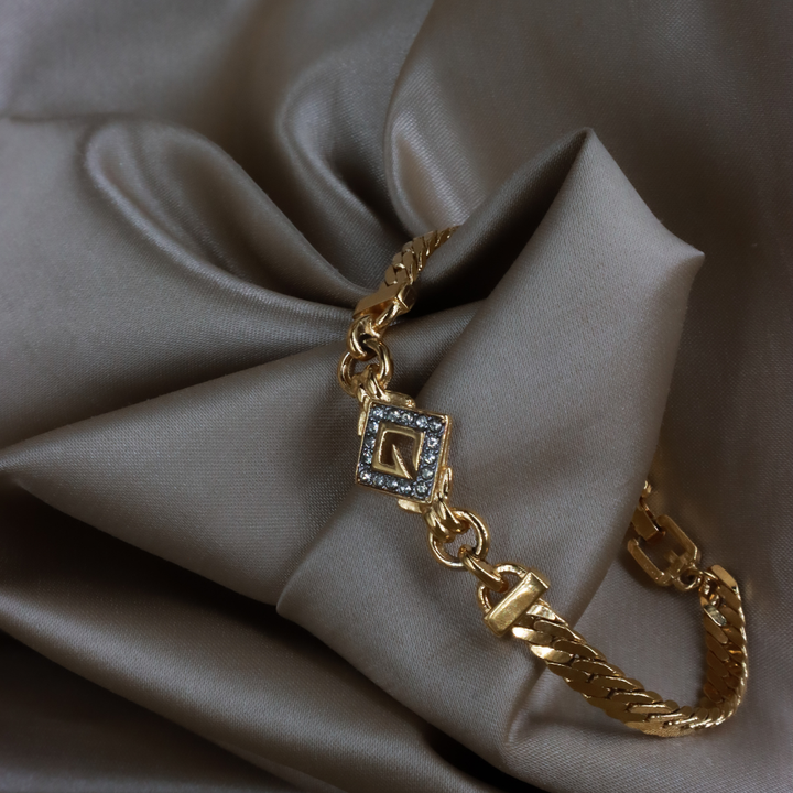 GIVENCHY 經典Logo水晶手鏈