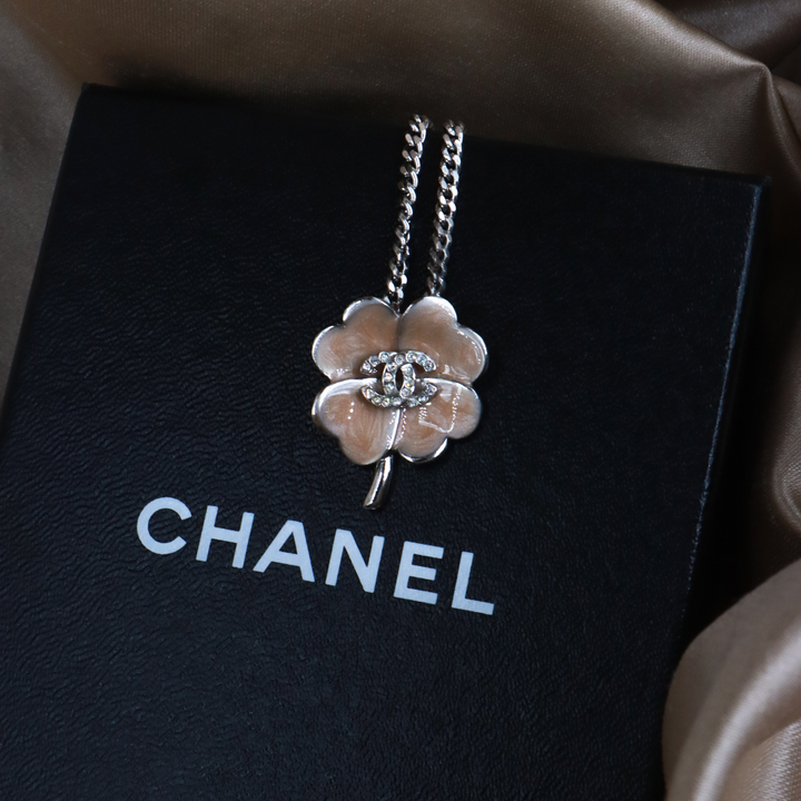 CHANEL 2004 四葉草 CC 項鏈 ｜未使用品！ 附原盒