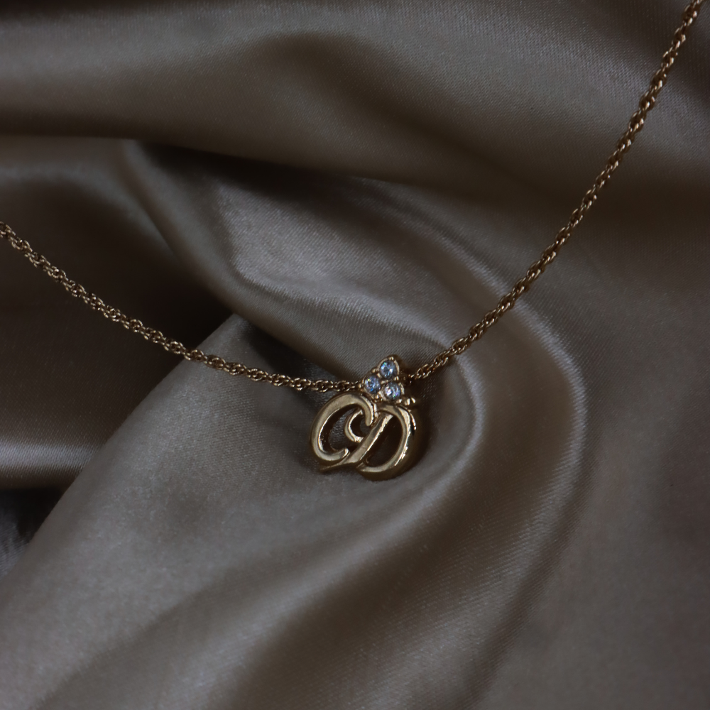 CHRISTIAN DIOR pendant amphibole necklace (Gold) | 1990s style |