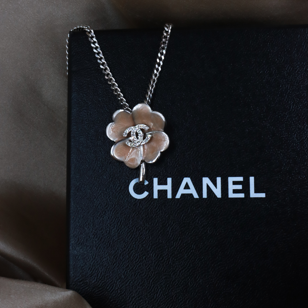 CHANEL 2004 四葉草 CC 項鏈 ｜未使用品！ 附原盒