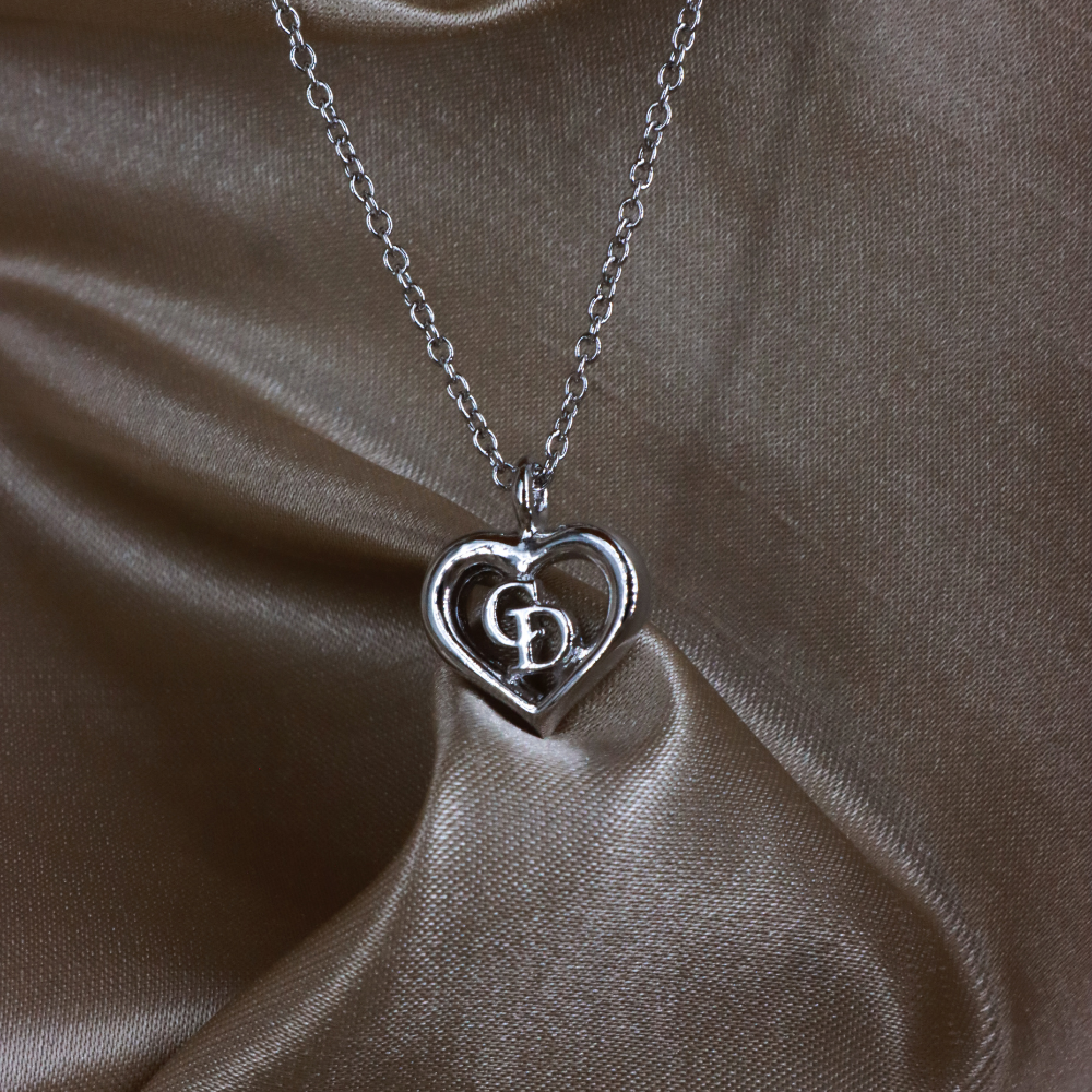 CHRISTIAN DIOR シンプルハートペンダントネックレス