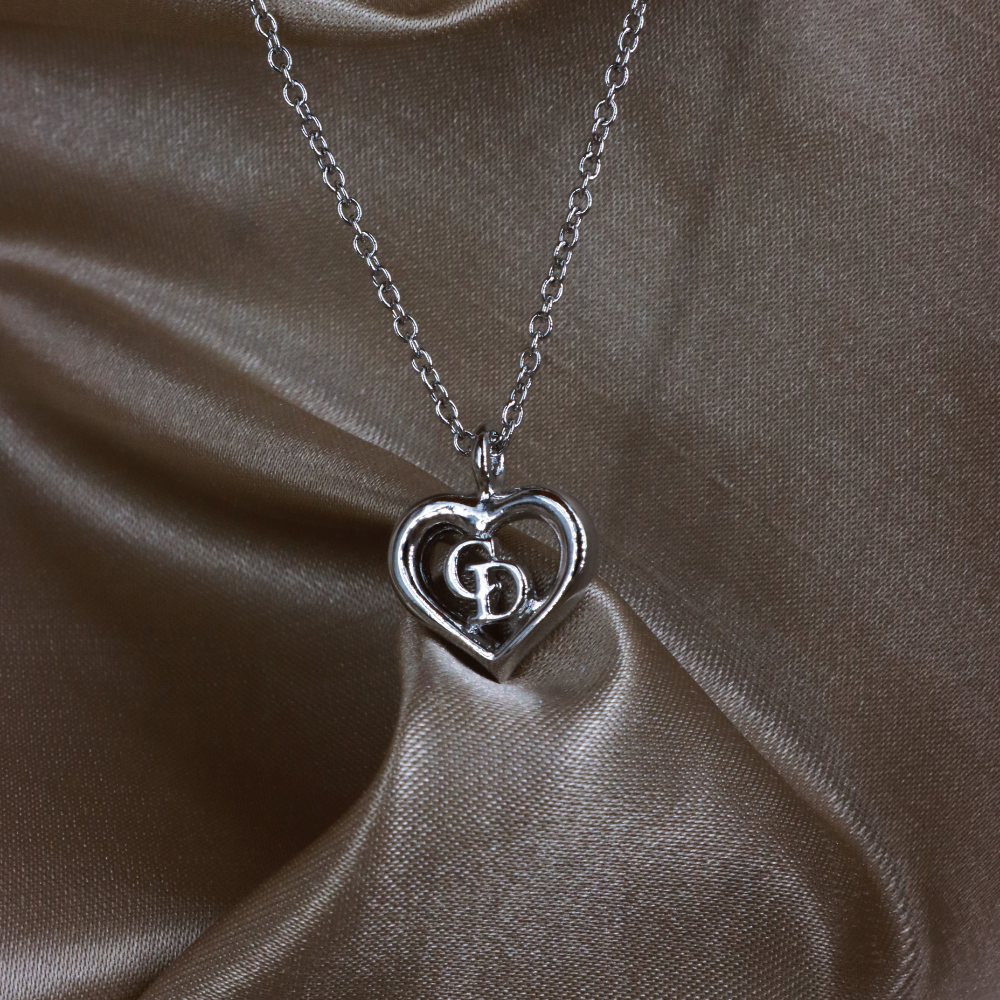 CHRISTIAN DIOR シンプルハートペンダントネックレス