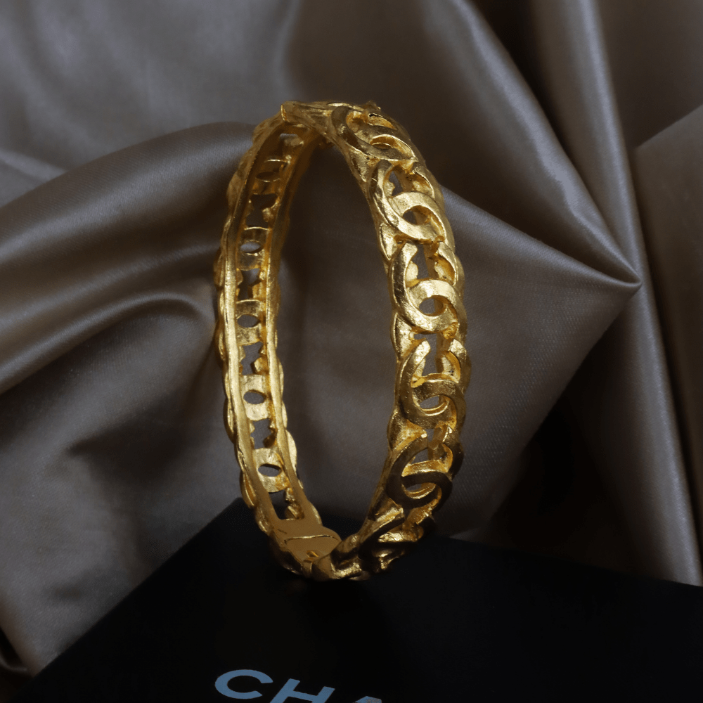 CHANEL CC Logo 金色鏈環手鐲｜附原盒 ｜ 1996年款收藏級 | 全網唯一款 - Vintasy