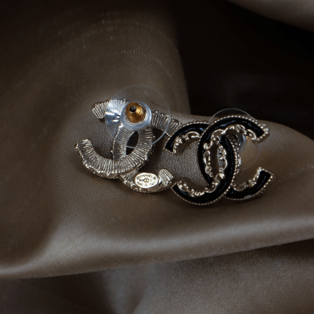 CHANEL 經典造型收藏級COCO雙C耳環｜2013年款 - Vintasy