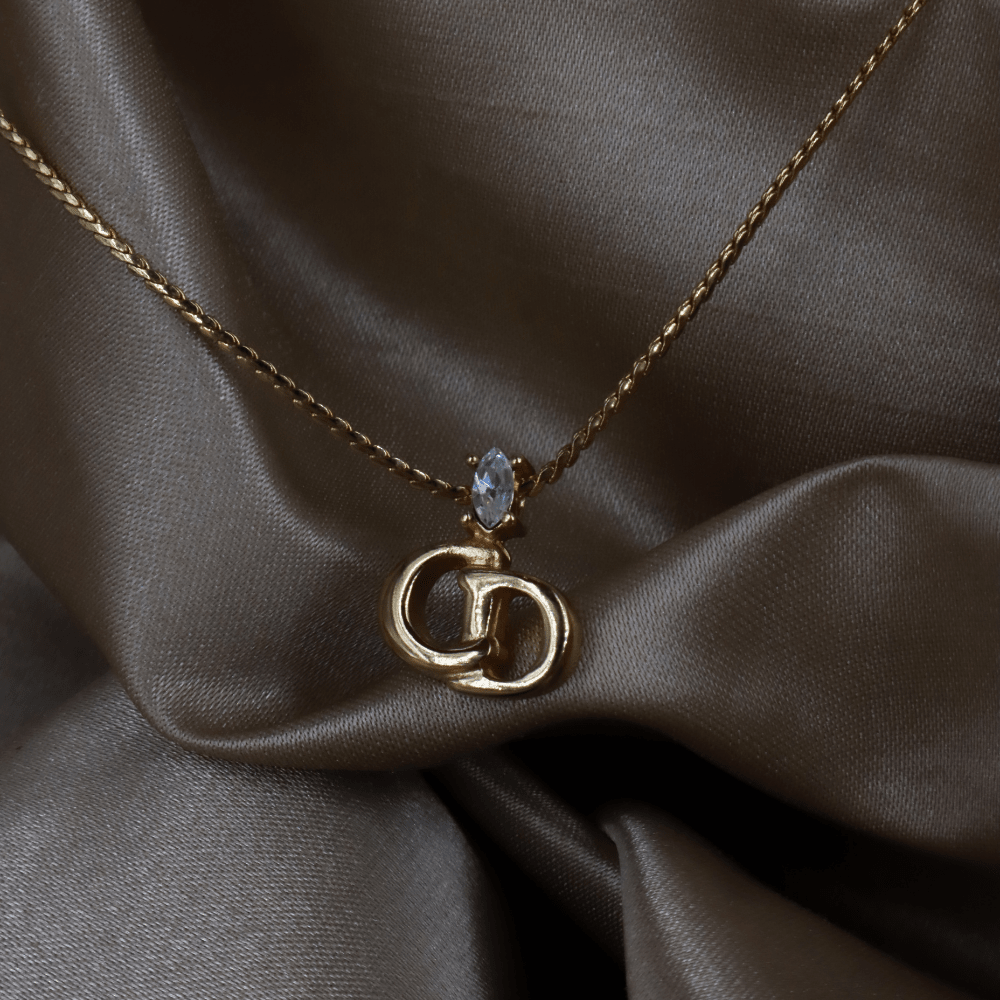 CHRISTIAN DIOR 貓眼閃石吊墜項鏈 | 經典1990年代款式 - Vintasy項鏈